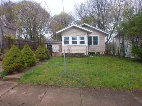 426 Madison St, Jackson, MI 49202