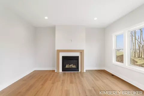Living - 11792 Everett Ave, Allendale, MI 49401 photo 3 of 3