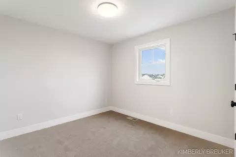 Bedroom - 11792 Everett Ave, Allendale, MI 49401 photo 5 of 8