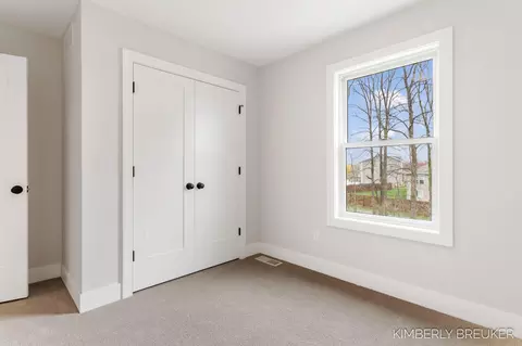 Bedroom - 11792 Everett Ave, Allendale, MI 49401 photo 4 of 8
