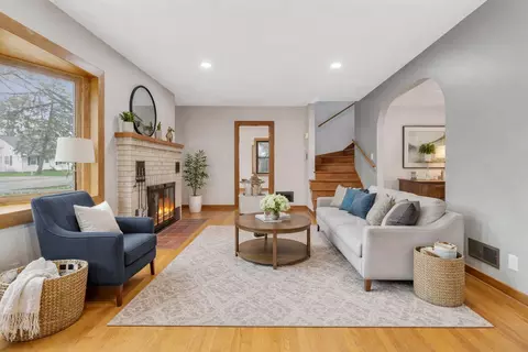 Living - 350 Mill St, Saranac, MI 48881 photo 2 of 9