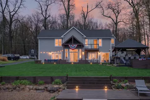1720 Little Dr, Horton, MI 49246