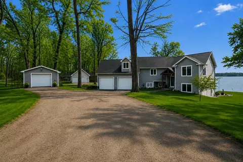1720 Little Dr, Horton, MI 49246