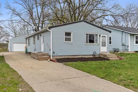 205 Himes St SE, Wyoming, MI 49548