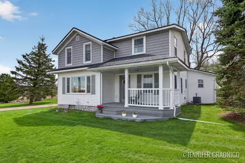 12310 New Holland St, Holland, MI 49424
