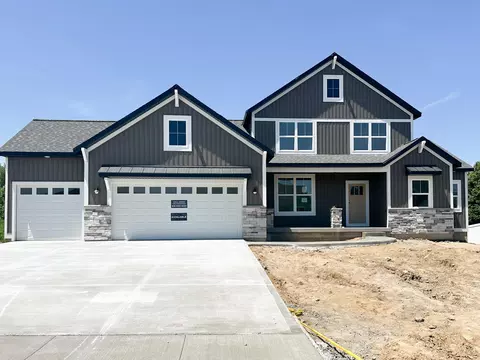 1852 Round Barn Dr, Hudsonville, MI 49426