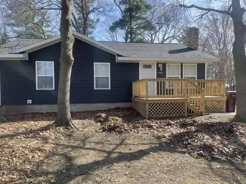2449 Marquette Ave, Muskegon, MI 49442