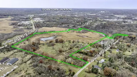 3400 S Meridian Rd, Jackson, MI 49203