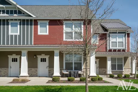 155 Tamarack Ln NE, Rockford, MI 49341