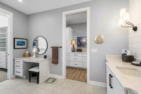 Bath - 12271 E D Ave, Richland, MI 49083 photo 4 of 9