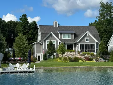 Exterior - 12271 E D Ave, Richland, MI 49083 photo 18 of 19