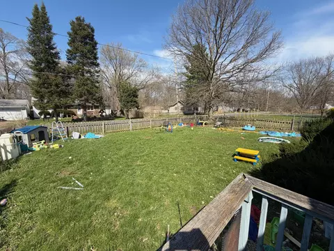 6372 Wright St, Kalamazoo, MI 49048 photo 2