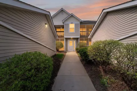 1523 Long Meadow Trl, Ann Arbor, MI 48108