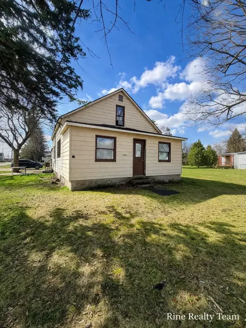 1101 Manning St, Cadillac, MI 49601