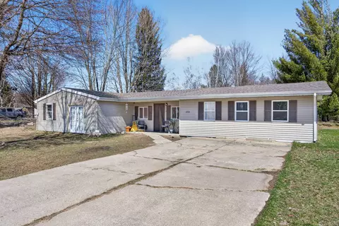 4784 1st St, Barryton, MI 49305
