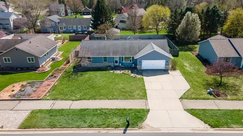 10110 E Riley St, Zeeland, MI 49464