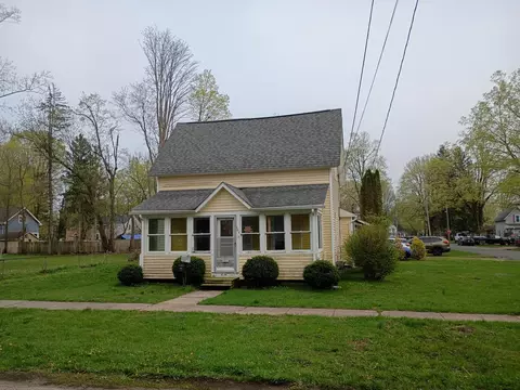 109 E Cass St, Bangor, MI 49013