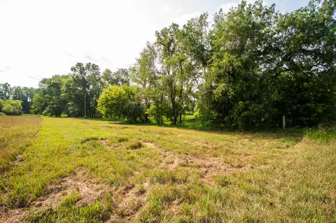 9250 92nd St SE, Alto, MI 49302