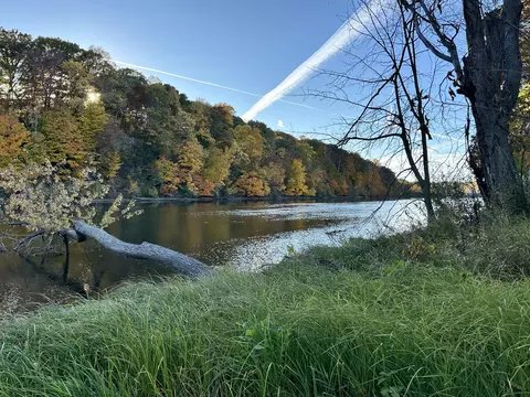 673 S Cygnet Lake Dr, Benton Harbor, MI 49022