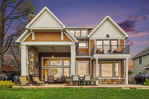 542 Lake Dr, Coldwater, MI 49036