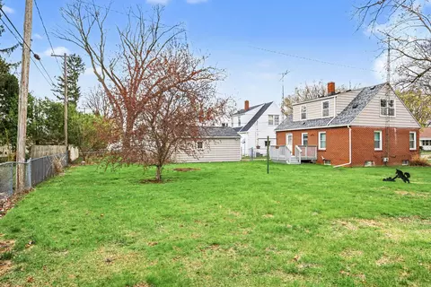 Exterior - 537 Commonwealth Ave, Jackson, MI 49202 photo 7 of 8