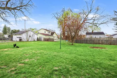 Exterior - 537 Commonwealth Ave, Jackson, MI 49202 photo 8 of 8