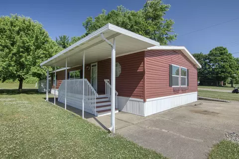 1163 Maple Leaf Ln NW, Walker, MI 49534