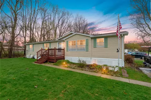 3470 W Wembley Ln #8, Kalamazoo, MI 49009