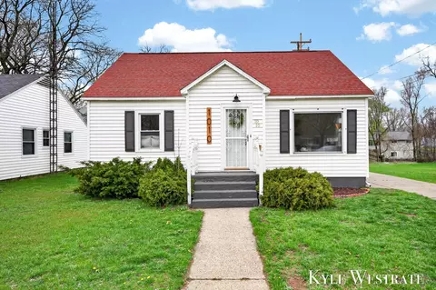 1010 Allen Ave, Muskegon, MI 49442