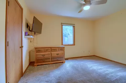 Bedroom - 623 Echo Ct, Saline, MI 48176 photo 3 of 3
