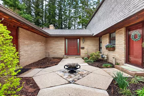 2727 S Lakeshore Dr #A2, St. Joseph, MI 49085