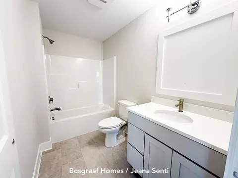 Bath - 8366 Bauerridge Ave, Jenison, MI 49428 photo 2 of 2