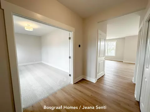 Entry Way - 8366 Bauerridge Ave, Jenison, MI 49428 photo 2 of 2