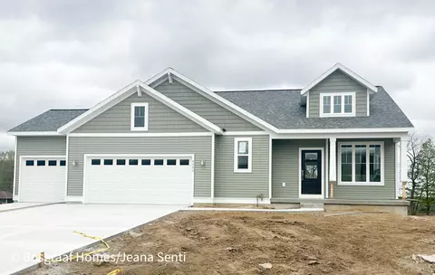 8380 Bauerridge Ave, Jenison, MI 49428 photo 2