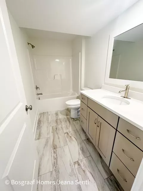 8380 Bauerridge Ave, Jenison, MI 49428 photo 20
