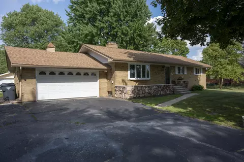 Exterior - 219 Ottawa Dr, Troy, MI 48085 photo 6 of 6