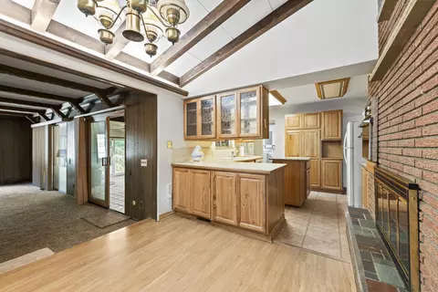 Other - 219 Ottawa Dr, Troy, MI 48085 photo 1 of 9