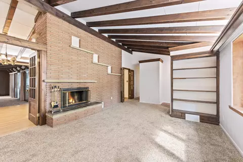Living - 219 Ottawa Dr, Troy, MI 48085 photo 1 of 2