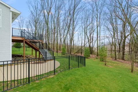 Exterior - 8564 Brighten Trl, Mattawan, MI 49071 photo 8 of 12