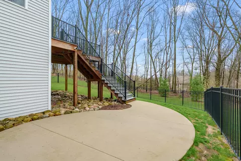 Exterior - 8564 Brighten Trl, Mattawan, MI 49071 photo 4 of 12