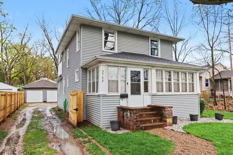 3723 Lovers Ln, Kalamazoo, MI 49001