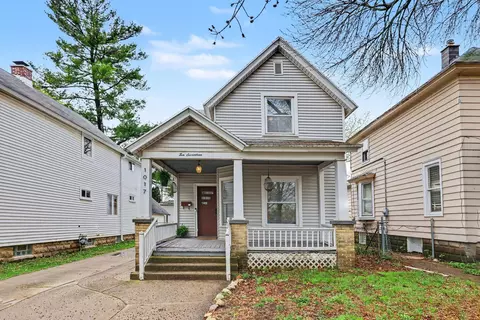 1017 Mc Reynolds Ave NW, Grand Rapids, MI 49504