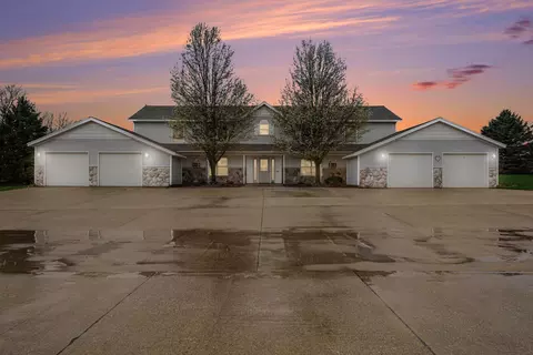613 Trinity Dr # 1, Caledonia, MI 49316