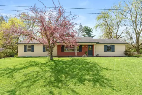 3231 Magnolia Cir, Kalamazoo, MI 49008