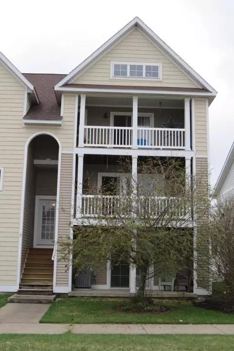 2122 Sherwood Ave, Holland, MI 49423
