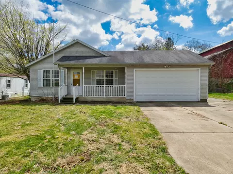 484 Graham St, Cassopolis, MI 49031