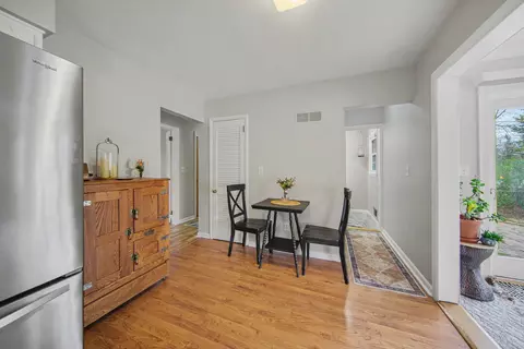 Entry Way - 411 Park Rd, Jackson, MI 49203 photo 1 of 1