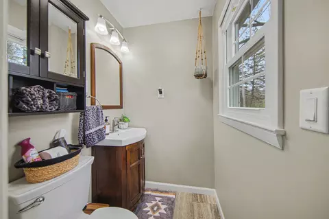 Bath - 411 Park Rd, Jackson, MI 49203 photo 1 of 2