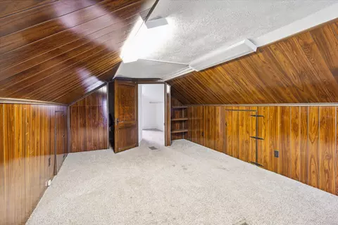 Bedroom - 4154 W Carpenter Rd, Flint, MI 48504 photo 4 of 4