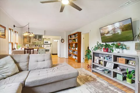 Living - 4154 W Carpenter Rd, Flint, MI 48504 photo 4 of 4